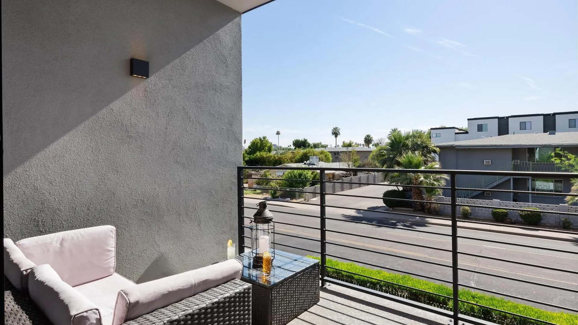 Holiday home Maya - Heart Of Old Town - Community Hot Tub Scottsdale