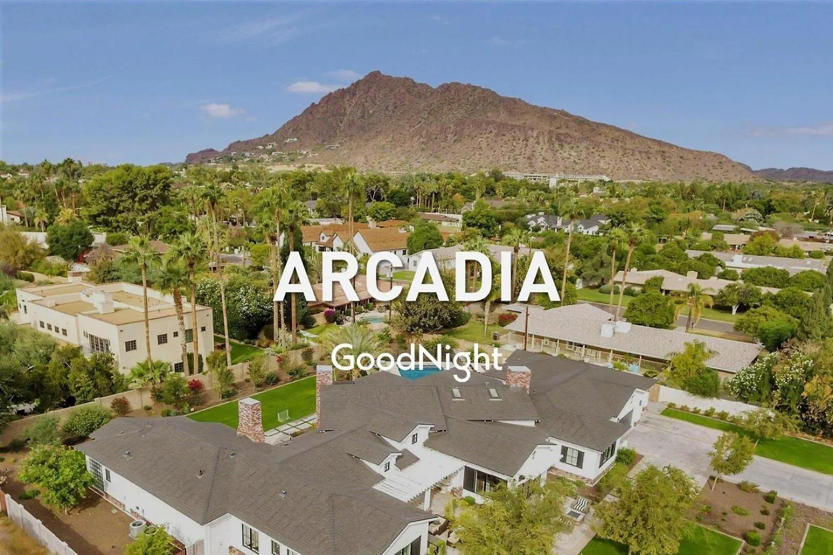 Holiday home Maya - Heart Of Old Town - Community Hot Tub Scottsdale